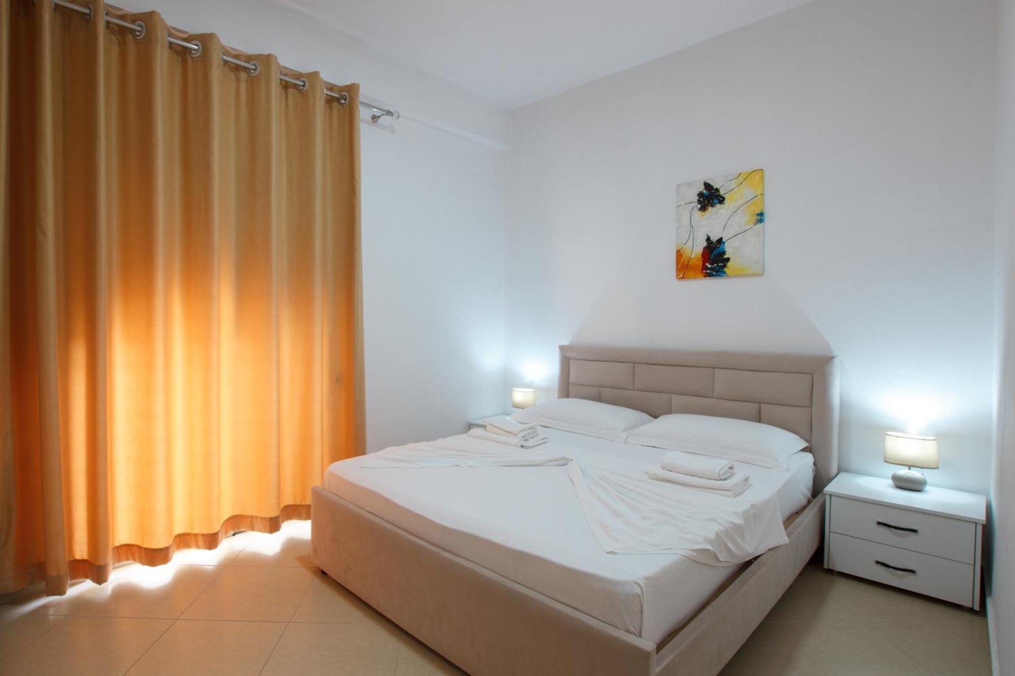 Grand Blue Aparthotel ซารานเดอ ภายนอก รูปภาพ